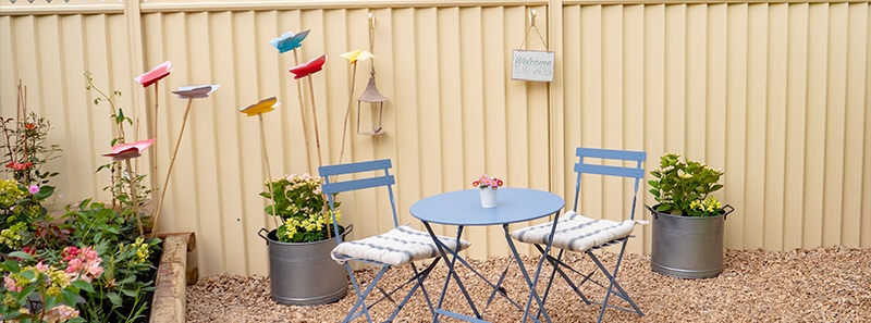 Colourfence franchise business fence franchising lucrative profitable garden boundary unique USP fencing territory Anna Ryder Richardson exterior design external features franchisee