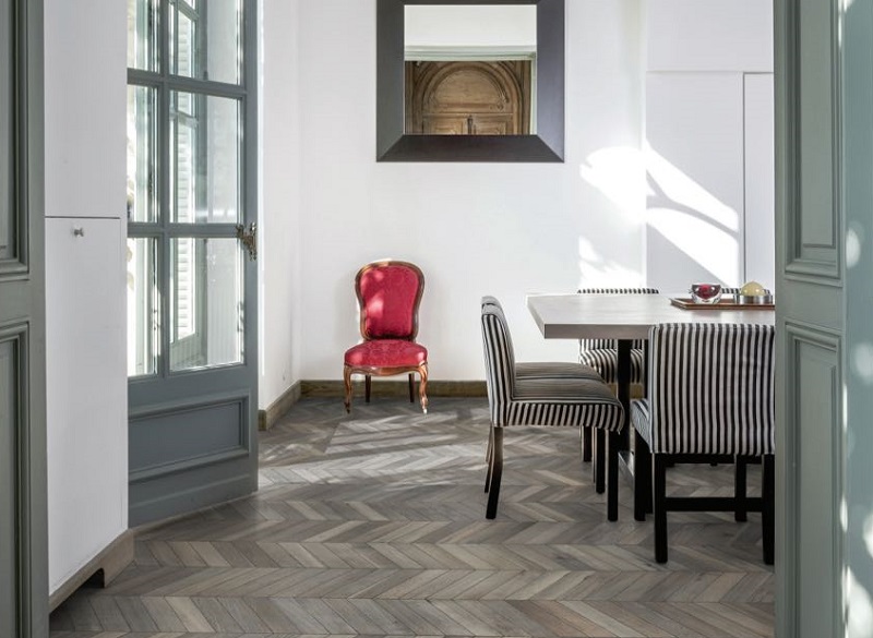 The Wooden Floor Store franchise image of flooring in living room