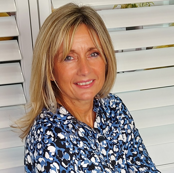 Sarah Clifford Just Shutters
