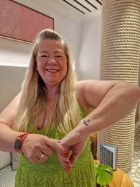 largetravel-gaynor.jpg