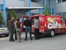 largecafe2u-van2.jpg