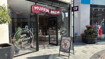 Muffin-Break-Opening